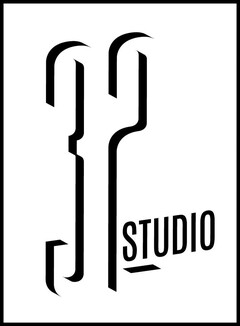 STUDIO 32