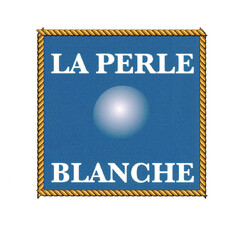 LA PERLE BLANCHE