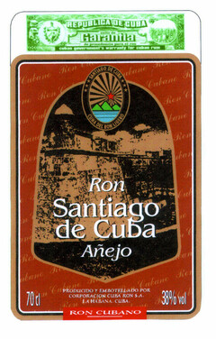Ron Santiago de Cuba Añejo REPUBLICA DE CUBA sello de Garantía de procedencia para el ron cuban government's warranty for cuban rum SANTIAGO DE CUBA CUNA DEL RON LIGERO PRODUCIDO Y EMBOTELLADO POR CORPORACIÓN CUBA RON S.A. LA HABANA. CUBA. RON CUBANO