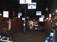 9 ROUND GET FIT NEVER HIT THE END OF BORING CARDIO COMPLEX MACHINES AND SILLY ROUTINES GETTING AMERICA FIT, 9 ROUND AT AT TIME! 30 MINUTE BOXING/KICKBOXING CIRCUIT