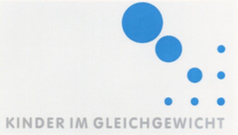 KINDER IM GLEICHGEWICHT Logo (DPMA, 14.07.2005)