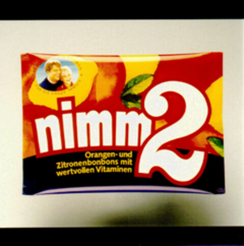 nimm2 Orangen- und Zitronenbonbons mit wertvollen Vitaminen Logo (DPMA, 25.10.1996)