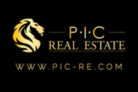 P I C REAL ESTATE WWW.PIC-RE.COM Logo (EUIPO, 14.09.2020)