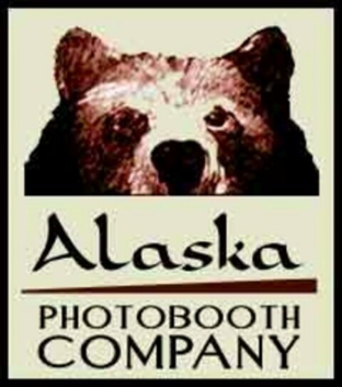 ALASKA PHOTOBOOTH COMPANY Logo (USPTO, 12.02.2010)