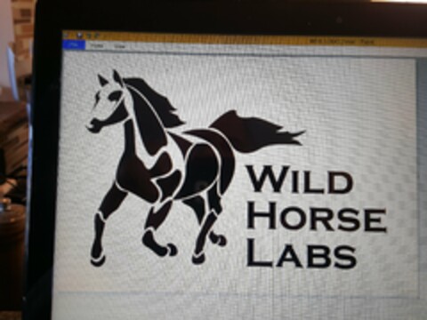 WILD HORSE LABS Logo (USPTO, 26.02.2016)