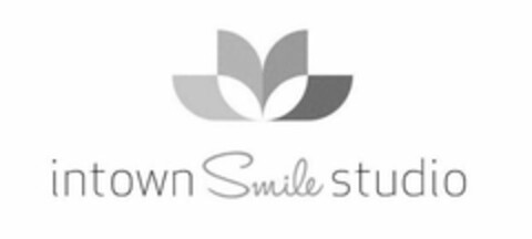 INTOWN SMILE STUDIO Logo (USPTO, 28.03.2016)