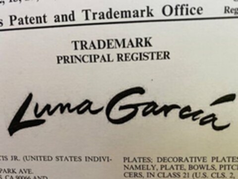 LUNA GARCIA Logo (USPTO, 09/16/2020)