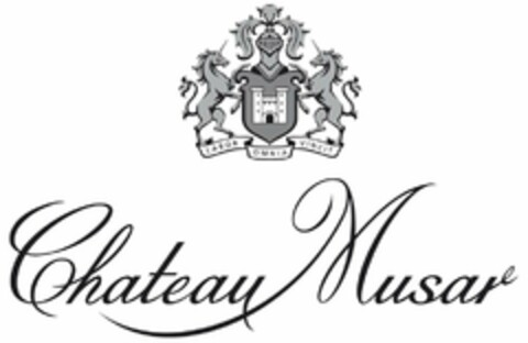 CHATEAU MUSAR LABOR OMNIA VINCIT Logo (USPTO, 01/09/2018)