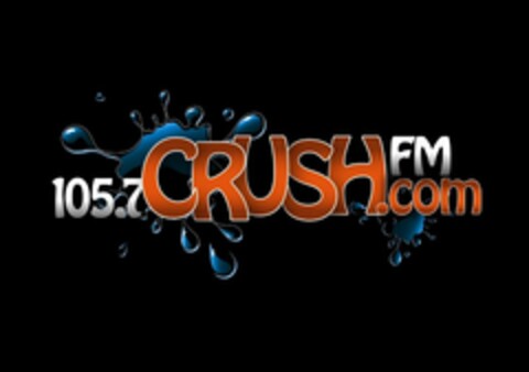 105.7CRUSHFM.COM Logo (USPTO, 24.01.2011)