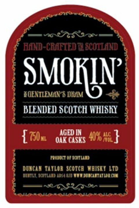 SMOKIN' BLENDED SCOTCH WHISKEY HAND-CRAFTED IN SCOTLAND THE GENTLEMAN'S DRAM 750 ML AGED IN OAK CASKS 40% ALC/VOL PRODUCT OF SCOTLAND DUNCAN TAYLOR SCOTCH WHISKY LTD HUNTLY, SCOTLAND AB54 8JU WWW.DUNCANTAYLOR.COM Logo (USPTO, 29.04.2014)