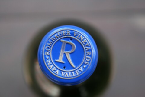 R ROMBAUER VINEYARDS NAPA VALLEY Logo (USPTO, 08.08.2013)